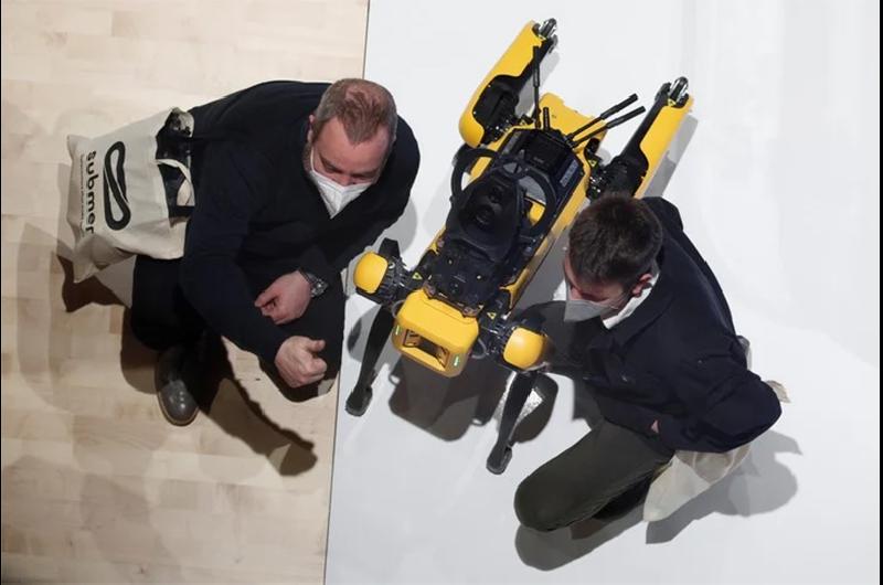 MWC2022 e
