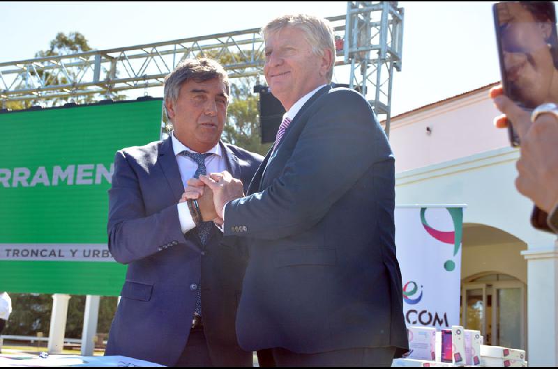 enacom entrega de tablets ziliotto gigena 3