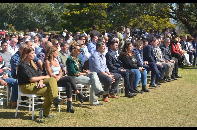 enacom entrega de tablets ziliotto gigena 7