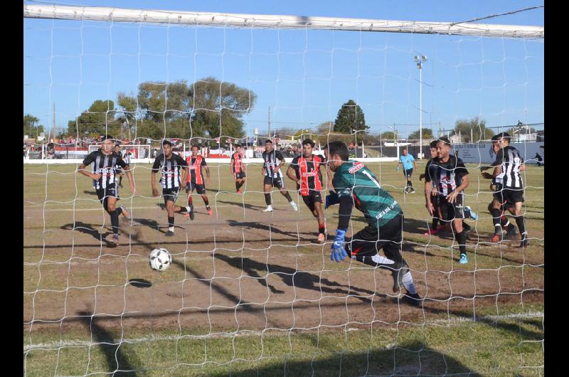 futbol santa rosa berlgrano 23