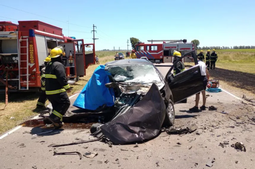 Un muerto y dos heridos en un choque frontal sobre la Ruta Provincial 4 ...
