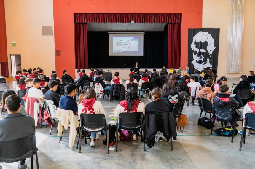 Charla sobre emprendimiento para estudiantes del nivel secundario :: El ...