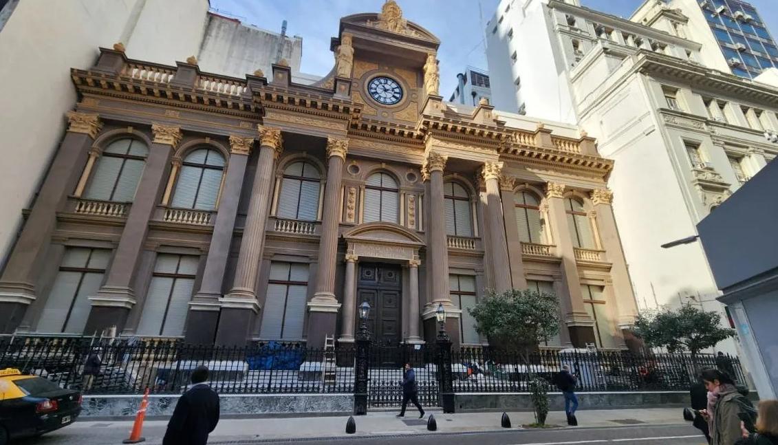 El Banco Central compró USD 50 millones en el mercado y las reservas ...