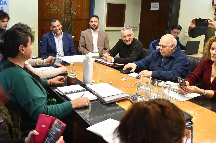 Los gremios aceptaron la nueva oferta salarial del Gobierno :: El ...