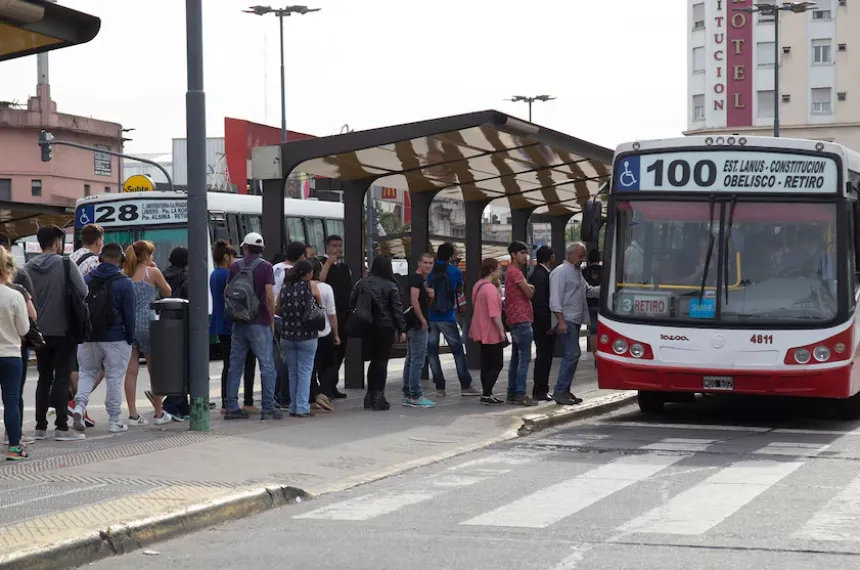 El Gobierno intimó a la UTA y a La Fraternidad para que no se sumen al ...