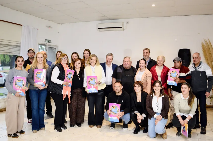 Entregaron fondos de la Ley de Descentralización en Alvear